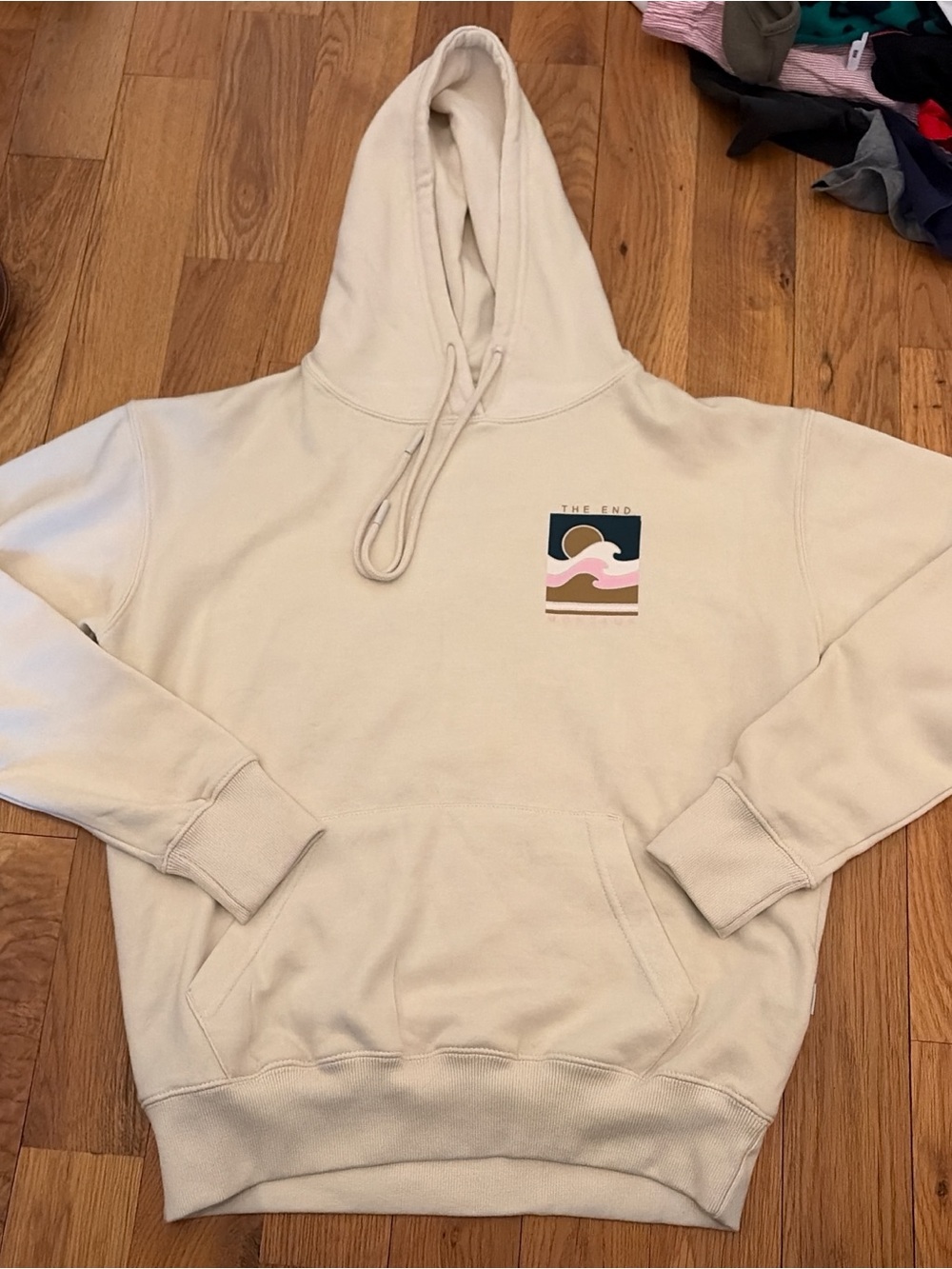 The End Montauk Hoodie Beige Graphic Sweatshirt Surf Coastal Pullover sz s nwot